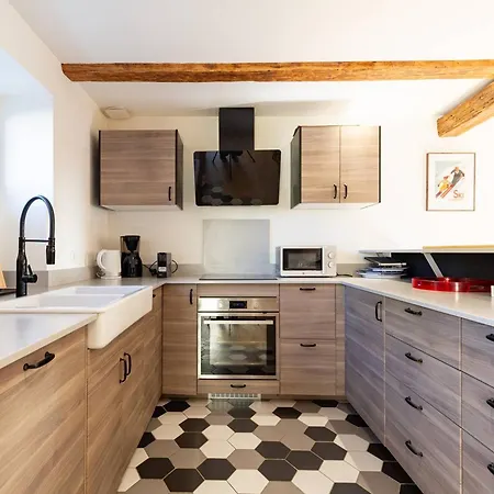 Tatil Evi Maison De Village Renovee Pour 12 Pers Avec Jardin Et Jacuzzi Proche Loudenvielle - Fr-1-695-89